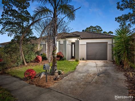 6 Versace Ct, Pakenham, VIC, 3810 